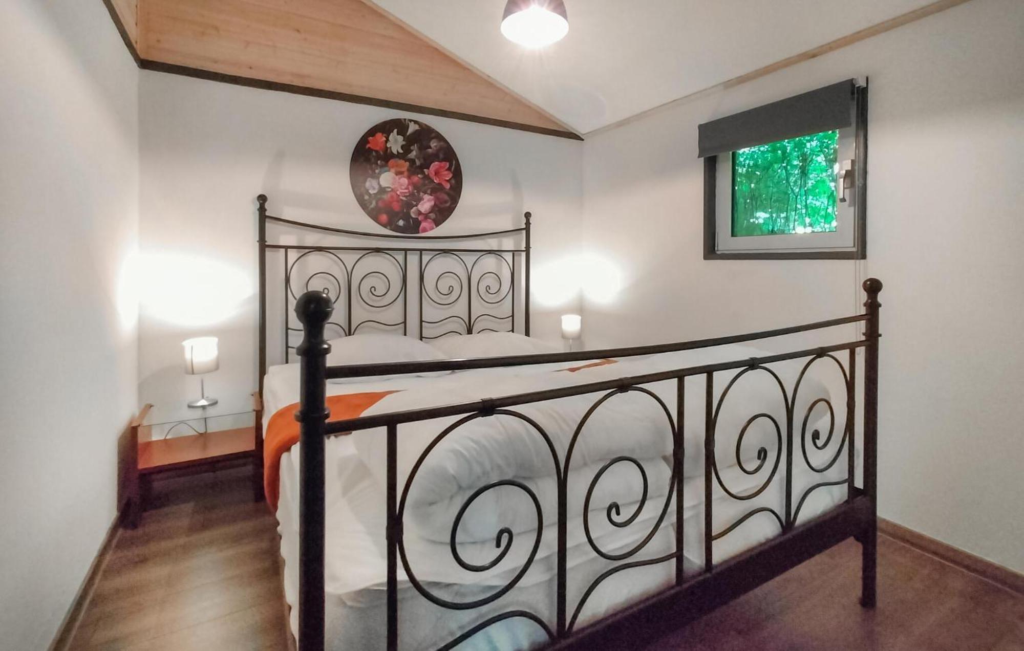 Vakantiehuis 3 Bedroom Amazing In Heinkenszand