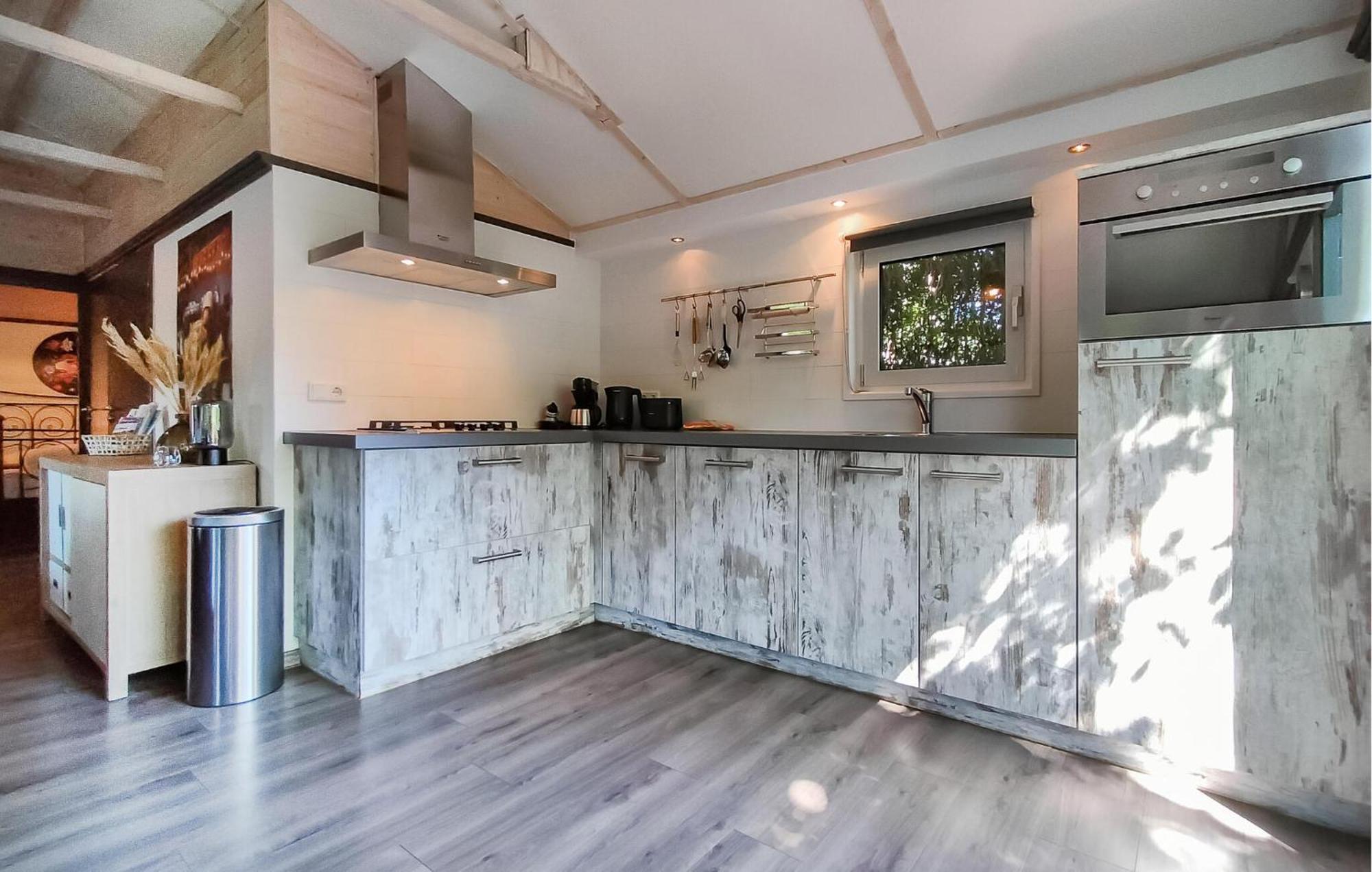 3 Bedroom Amazing In * Heinkenszand