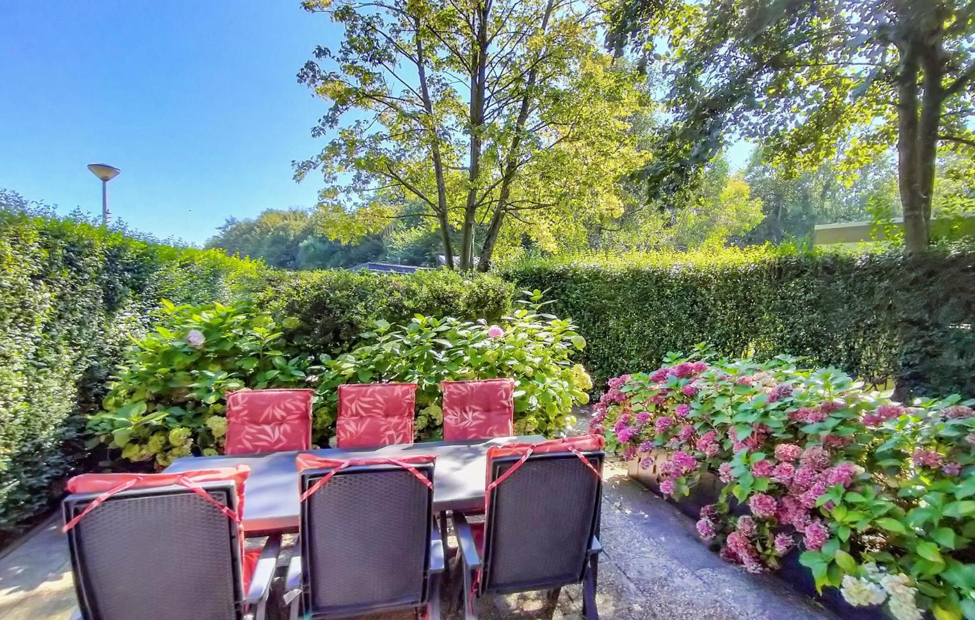 3 Bedroom Amazing In Vakantiehuis Heinkenszand